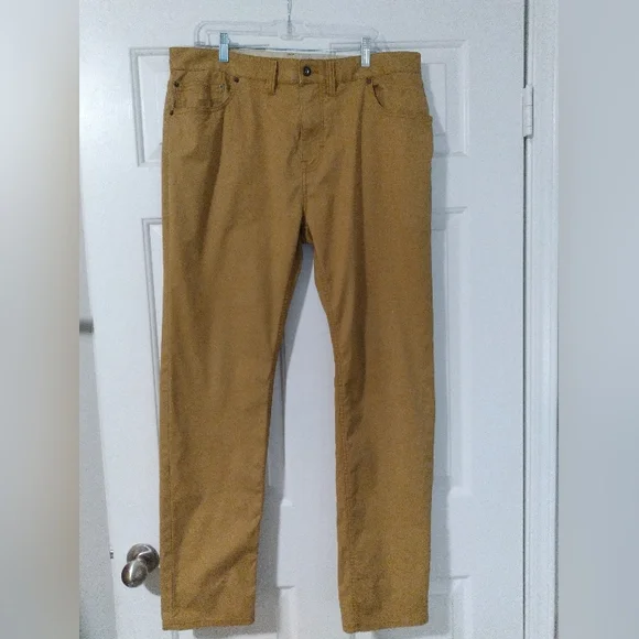 PrAna Breathe Pants Slim Fit Men's Size 38 Dark Tan Chino Hiking Outdoors - Picture 1 of 9